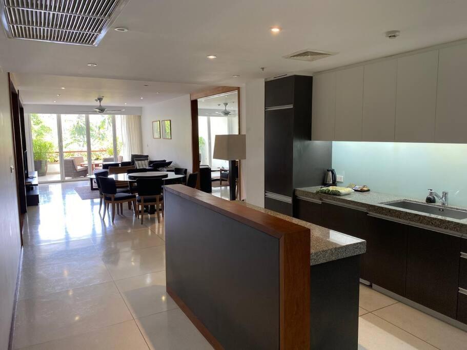 Beachfront 2 Bedroom Luxury Condo Chava Surin Exterior photo
